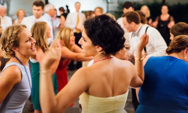 Want to Show Your Wedding Guests Appreciation? Do These 5 Things