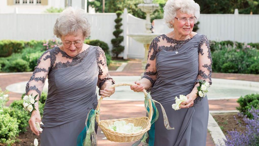 involve-family-in-the-wedding-grandmother-flowergirls